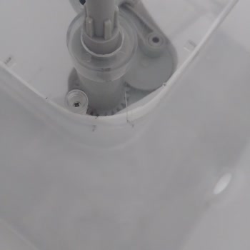 Yui Marka Kusurlu Ve Sulu Bırakan Ürün