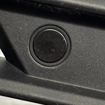 Volvo XC60 Park Sensörü Garantiye Sokulmaması (otomol Volvo Ataşehir)