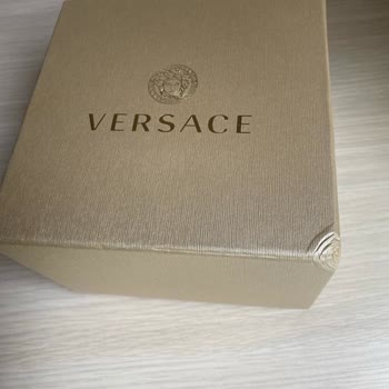 Saat & Saat Kusurlu Ürün Gönderildi Ve Müşteri Temsilcisine Asla Ulaşılmıyor