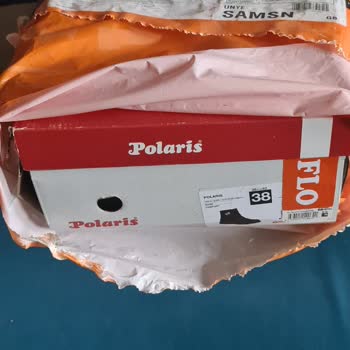 FLO Ayakkabı FLO Yanlış Ayakkabı