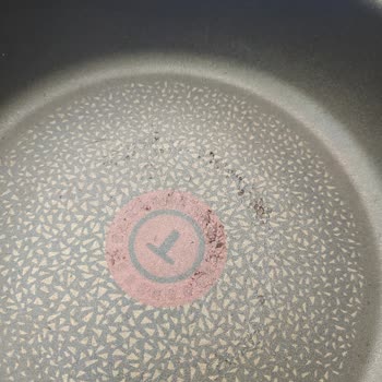 Tefal Tava Kaplama Soyulması