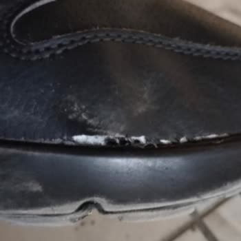 Skechers Kusurlu Ürünlerini Değiştirmiyor.