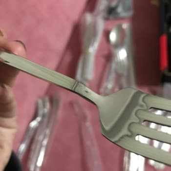 Jumbo Hasarlı Çatal Bıçak Takımı