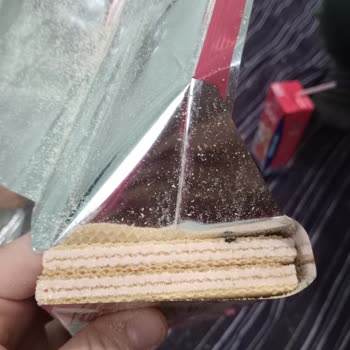 Eti Gıda Çocuğumla Yediğimiz Gofrette Yabancı Cisim
