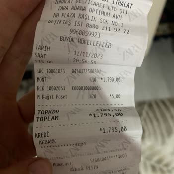 Zara Deri Ceket Renk Çıkarıyor