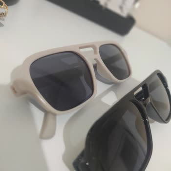 Depomarka Çok Kalitesiz Güneş Gözlüğü