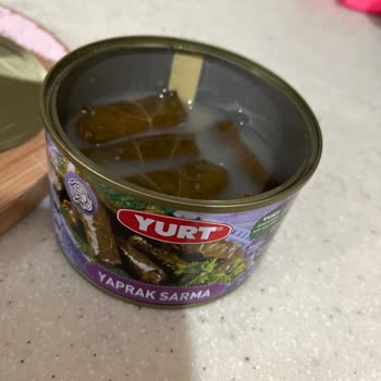 Yurt Konserve Yaprak Sarma İçi Pişmemişti