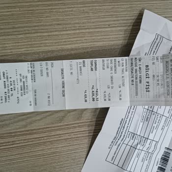 Skechers Su Geçirmez Diye Aldığım Bot İlk Gün Su Geçirdi.