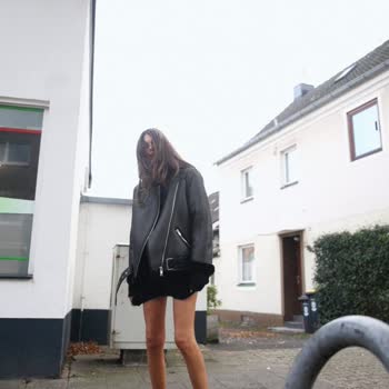 Zara'nın İndirim Adı Altında Yapmamak İçin Ürün Tükendi Yazması