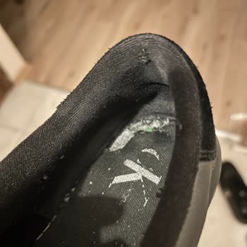 Calvin Klein Kusurlu Ayakkabı Ve Kusurlu İade