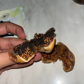 Migros'tan Satın Alınan Kuru İncirin Bozuk Çıkması