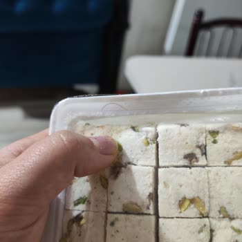 Şekerci Hacı Abdullah Efendi Kesme Helvadan Kıl Çıkması