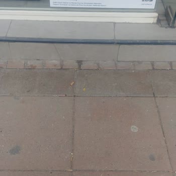 TT Mağaza Personeli Taahhüdümü Yenilemedi Ve Saygısızca Davrandı