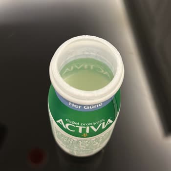Activia Shot Şişesinin Yarısı Boş!