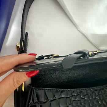 Manc Çantada Soyulma, Deforme Olması