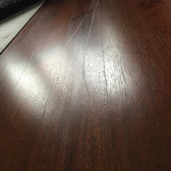 Dyson Kablolu Elektrik Süpürgesi Ve V8 Başlığı Ve Bataryası