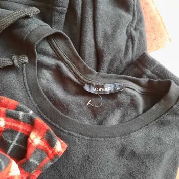 LC Waikiki Etiketsiz Ve Kötü Bir Şekilde Naylonda Gelen Sipariş