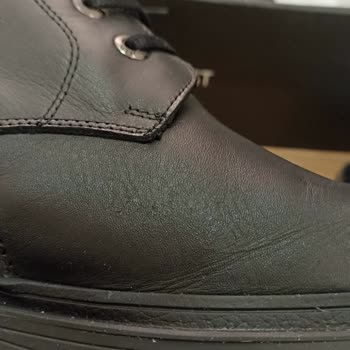 Nine West Kalitesiz Malının Arkasında Durmuyor