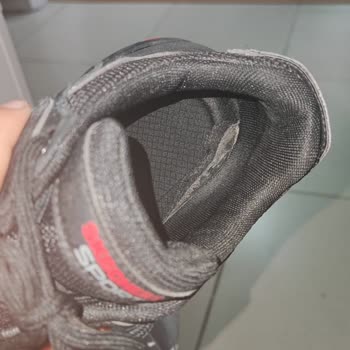 Skechers Ayakkabı İç Astar Yırtılması