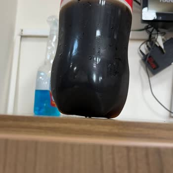 Coca-Cola Kola Şişesi Hatası Ve Kötü Tadı