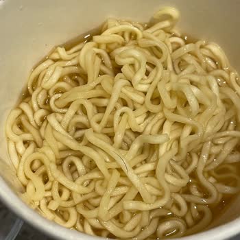 indomie Üründen Kıl Çıktı