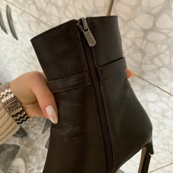 FLO Ayakkabı FLO Yardımcı Olmadı Onarma Veya Değişimle Alakalı