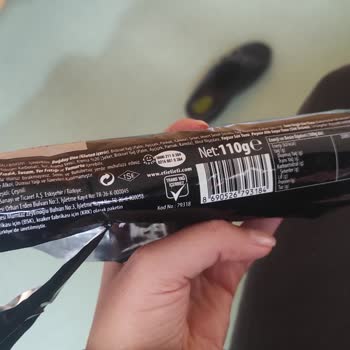 Eti Gıda Ürününde Hijyen Skandalı!