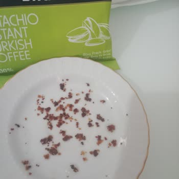 Shazel Antep Fıstıklı Türk Kahvesinin İçinde Kabuk Var