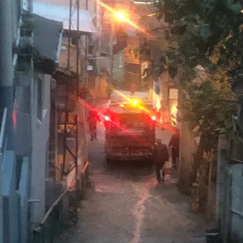 İzmit Belediyesi Temizlik İşleri Çöplerin Toplanması