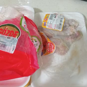 Migros Kokmuş Tavuk Satıyor