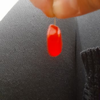 Evliya Şekerleme İçinden Tel Çıktı