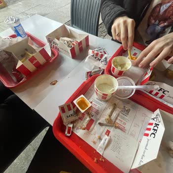 KFC Ürünler Çok Kötü
