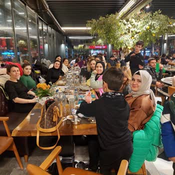 Gaziantepli Hasanoğlu Baklava Çocuk Dostu Olmayan Servis!