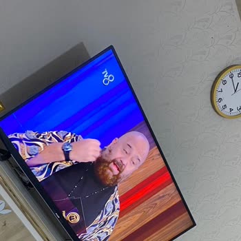 Arçelik Televizyon Ekranda Oluşan Çizgiler