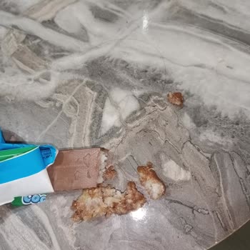 Ülker Üründe Kıl Çıkması