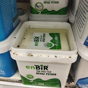 Çelikkayalar Market Bozuk Görüntülü Peynirler