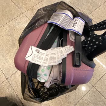 Nile Air Valizimin Elime Hasarlı Geçmesi