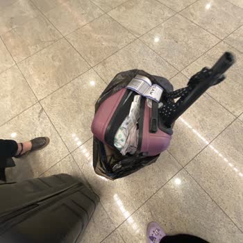 Nile Air Valizimin Elime Hasarlı Geçmesi