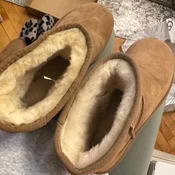 Hepsiburada Satıcısı Da Hepsiburada Olan Ugg Ayakkabıyı Fake Gönderdi