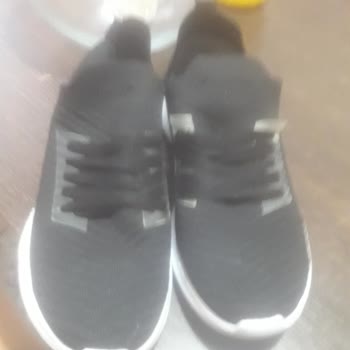 Kusurlu Spor Ayakkabı LCV Kiki