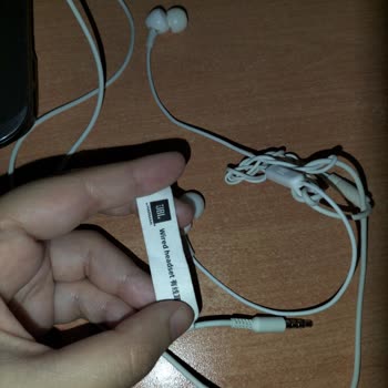 JBL Kablolu Kulaklık Sorunu Amazon