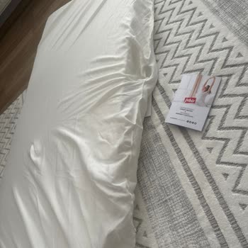 İşbir Yatak Kiki Bebek Yatağı Lekeli Ve İşçilik Hatası