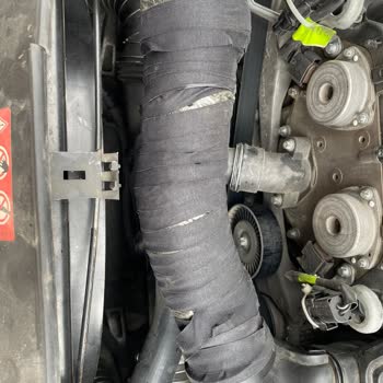 Mengerler Yetkili Serviste Kabus: Aracım İhmalkar Kullanılmış Ve Zarar Görmüş!