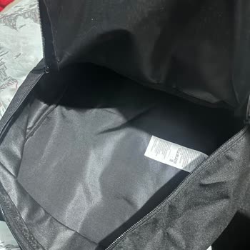 Amazon Israrla Yanlış Ürünler Göndermesi