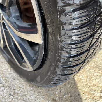 Technocar Lastik Değişimini Beceremeyen Lastikçi!