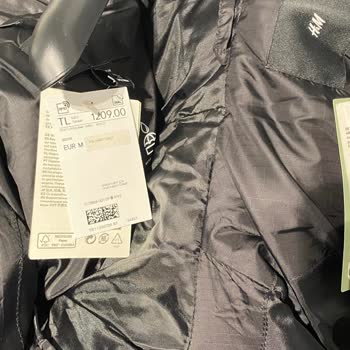 H&M İki Farklı Fiyat Farkı