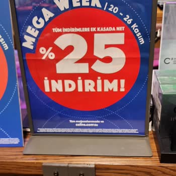 Antalya Erasta AVM Colin's Mağazası