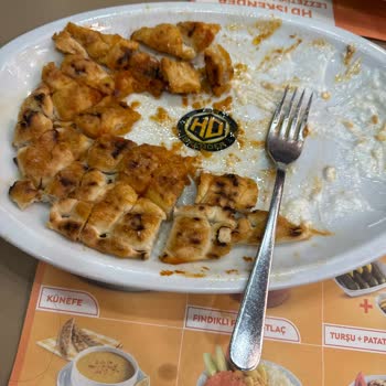 HD İskender Restaurant Hamur Yığını İskender Hayal Kırıklığı!