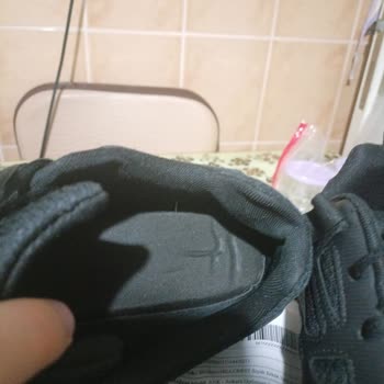 FLO In Street Üzerinden Alınan Skechers Ayakkabının 2 Ayda Dağılması