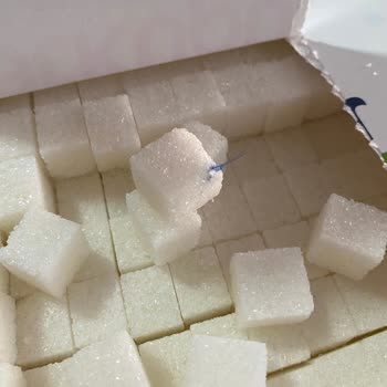 Tatküpü Şeker İçinden Mavi İp Çıktı